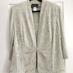 Alex Evenings, 2 pc Formal. Jacket and Tank, 22W  Very Elegeant